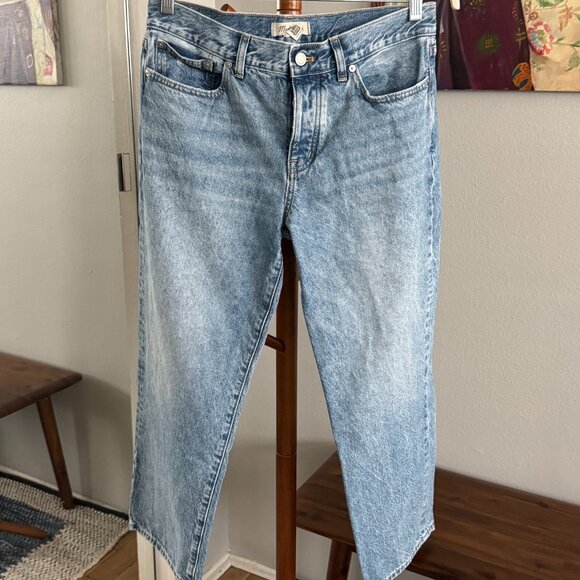 Madewell - Petite Low-Slung Straight Jeans in Olvera Wash - Picture 2 of 14
